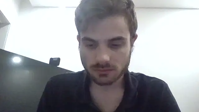 Snapshot of danievio21 chatting on 5, 5, 2026 danievio21 online show from 5, 5, 2026