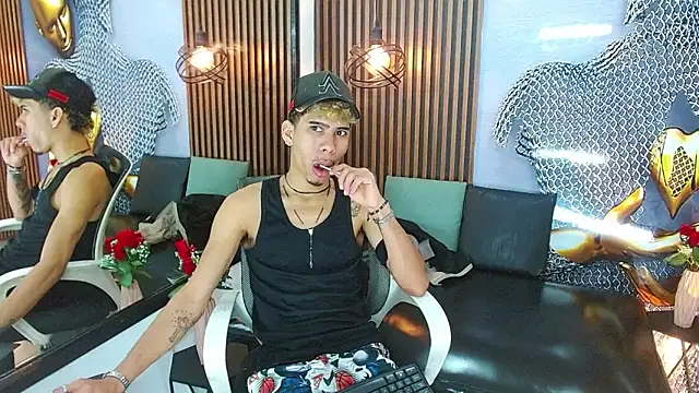 Snapshot of Skinny_cute_Alyer chatting on 29, 5, 2026 Skinny cute Alyer online show from 29, 5, 2026