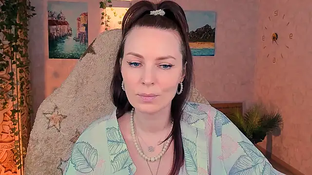 Snapshot of LanaRadiance chatting on 27, 4, 2026 LanaRadiance online show from 27, 4, 2026