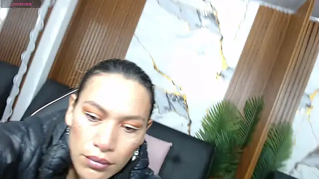 alonddra tay online show from 3, 5, 2026
