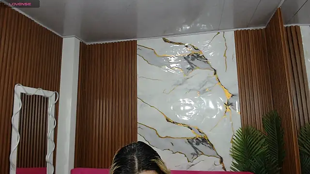 alonddra tay online show from 4, 5, 2026