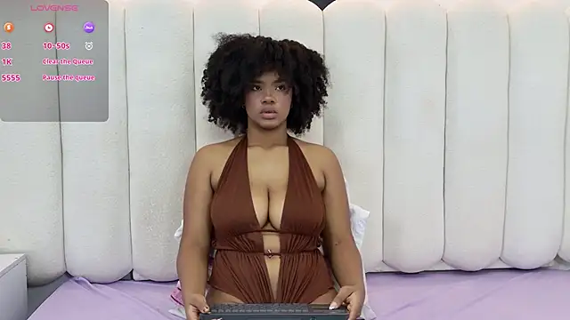 ela ebony  online show from 5, 6, 2026