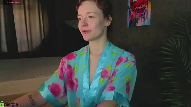 Snapshot of Ricki_Bloom chatting on 17, 6, 2026 Ricki Bloom online show from 17, 6, 2026