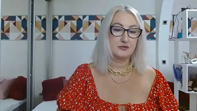 Snapshot of DianaFrances chatting on 25, 7, 2026 DianaFrances online show from 25, 7, 2026