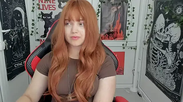 Snapshot of Caroline_cutte chatting on 15, 7, 2026 Caroline cutte online show from 15, 7, 2026