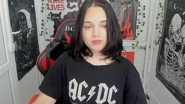 Snapshot of Caroline_cutte chatting on 22, 7, 2026 Caroline cutte online show from 22, 7, 2026