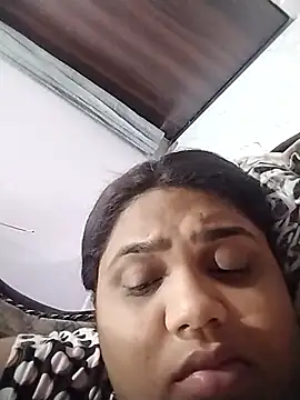 hotsilk21 online show from 11, 5, 2026