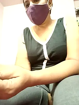 Snapshot of Tamilaunty35 chatting on 30, 4, 2026 Tamilaunty35 online show from 30, 4, 2026