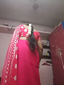 Snapshot of Tamilaunty35 chatting on 16, 5, 2026 Tamilaunty35 online show from 16, 5, 2026