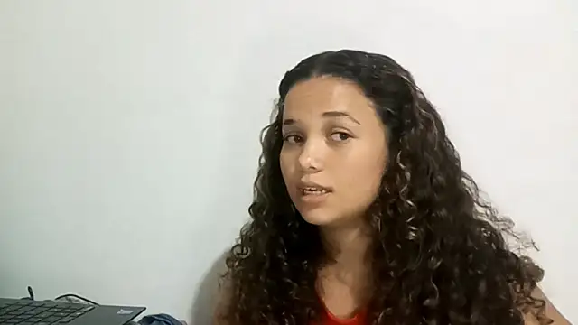 Snapshot of AlesiaDelross chatting on 20, 4, 2026 AlesiaDelross online show from 20, 4, 2026