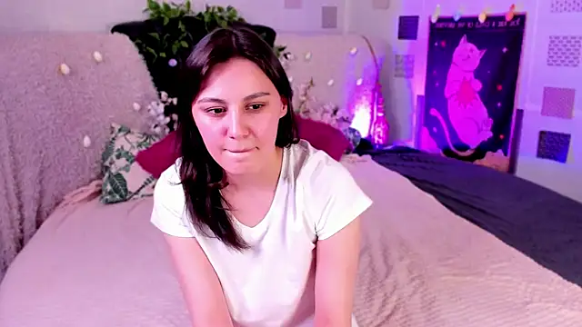 Snapshot of www_Lily chatting on 12, 4, 2026 www Lily online show from 12, 4, 2026