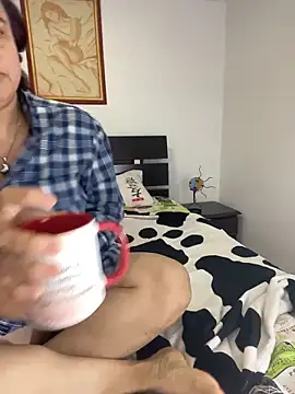 Snapshot of Roxie_Blade_Dyva chatting on 20, 4, 2026 Roxie Blade Dyva online show from 20, 4, 2026