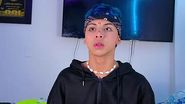 Snapshot of Apolo_Prince1 chatting on 7, 5, 2026 Apolo Prince1 online show from 7, 5, 2026