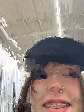 virusDoll online show from 30, 5, 2026