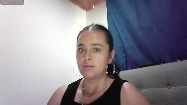 Snapshot of Estefany-magic chatting on 1, 7, 2026 Estefany-magic online show from 1, 7, 2026