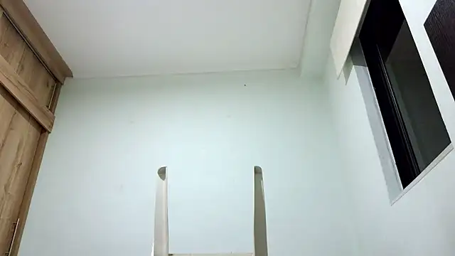 Snapshot of andrew_1520 chatting on 8, 1, 2026 andrew 1520 online show from 8, 1, 2026