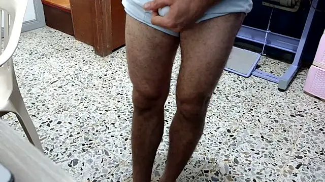 Snapshot of andrew_1520 chatting on 2, 2, 2026 andrew 1520 online show from 2, 2, 2026