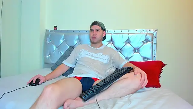 matthew gill online show from 14, 4, 2026