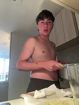 Snapshot of martinbakeer chatting on 11, 4, 2026 martinbakeer online show from 11, 4, 2026