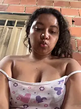 Snapshot of Ninibella chatting on 18, 4, 2026 Ninibella online show from 18, 4, 2026