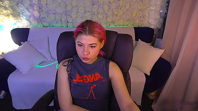PinkyTrix online show from 27, 5, 2026