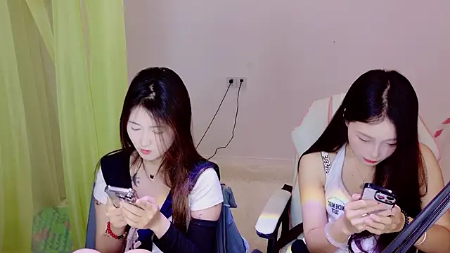 Snapshot of Xiongchumo1120 chatting on 25, 5, 2026 Xiongchumo1120 online show from 25, 5, 2026