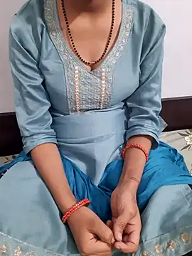 Snapshot of Sanjana_kumari chatting on 13, 4, 2026 Sanjana kumari online show from 13, 4, 2026