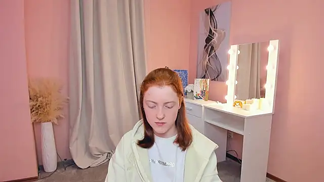 Snapshot of MuiLeath chatting on 12, 4, 2026 MuiLeath online show from 12, 4, 2026