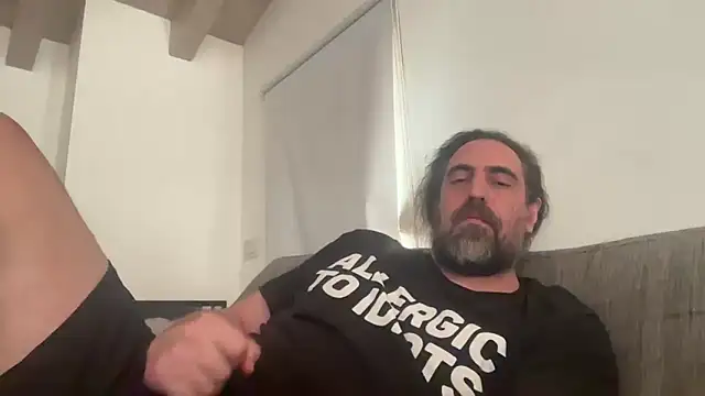 Snapshot of Mach3t3 chatting on 27, 4, 2026 Mach3t3 online show from 27, 4, 2026