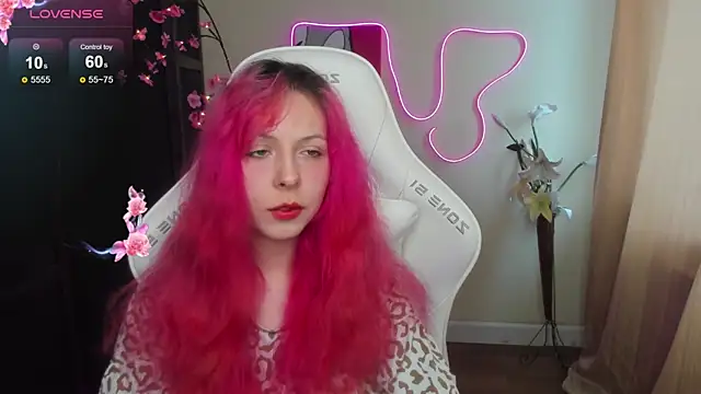 Snapshot of InfernoKitten chatting on 13, 5, 2026 InfernoKitten online show from 13, 5, 2026
