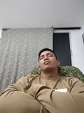 Snapshot of SnoozingThiamine chatting on 13, 6, 2026 SnoozingThiamine online show from 13, 6, 2026