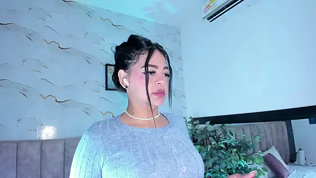 Snapshot of Candicewayne chatting on 19, 6, 2026 Candicewayne online show from 19, 6, 2026