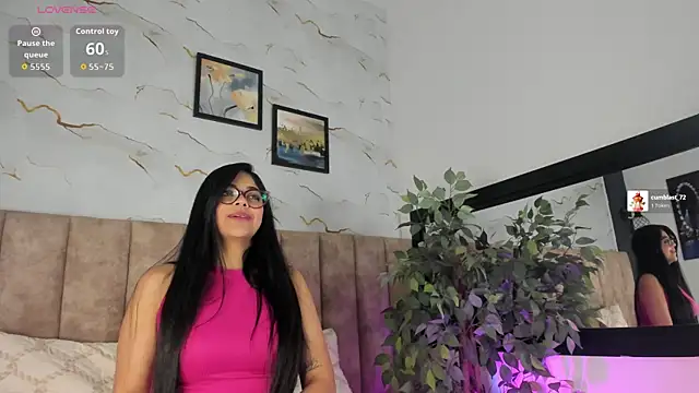 Snapshot of Candicewayne chatting on 6, 7, 2026 Candicewayne online show from 6, 7, 2026