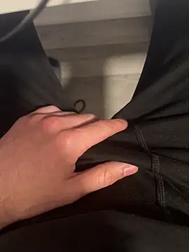 Snapshot of bigDickMoroccan chatting on 12, 4, 2026 bigDickMoroccan online show from 12, 4, 2026