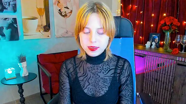 VivienneHebert online show from 29, 4, 2026