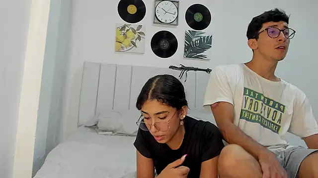 Snapshot of alanandtifany chatting on 14, 7, 2026 alanandtifany online show from 14, 7, 2026