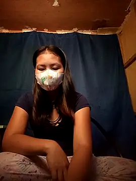 Charming05 online show from 17, 4, 2026