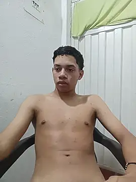 Snapshot of curious_straight_guy chatting on 9, 7, 2026 curious straight guy online show from 9, 7, 2026