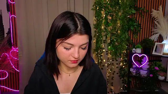 RuthRobinson online show from 18, 4, 2026