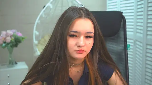 AmiMeow  online show from 25, 5, 2026