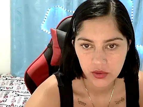 Snapshot of Bandida553 chatting on 17, 4, 2026 Bandida553 online show from 17, 4, 2026