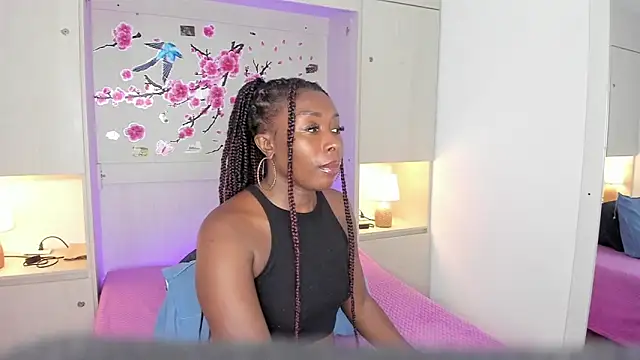 Snapshot of TaylorBloom chatting on 29, 6, 2026 TaylorBloom online show from 29, 6, 2026