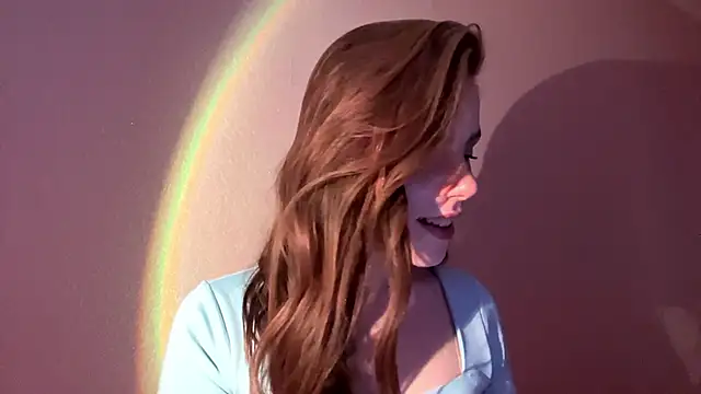 LeishaRocher online show from 14, 4, 2026