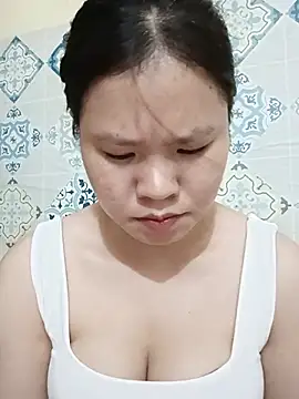Snapshot of Seraphinahh chatting on 5, 7, 2026 Seraphinahh online show from 5, 7, 2026