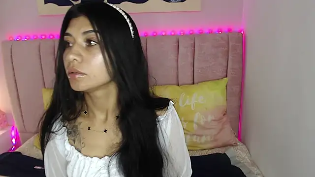 Snapshot of Shamel_Brm chatting on 22, 5, 2026 Shamel Brm online show from 22, 5, 2026