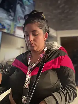 Snapshot of Paris__LS chatting on 14, 4, 2026 Paris LS online show from 14, 4, 2026