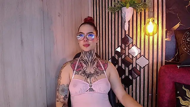 Snapshot of Atenea_Red chatting on 13, 5, 2026 Atenea Red online show from 13, 5, 2026
