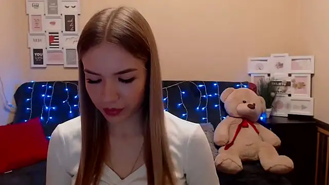 Snapshot of KaiTrum chatting on 9, 8, 2026 KaiTrum online show from 9, 8, 2026