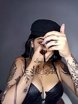 Snapshot of AteneaRockstar04 chatting on 14, 4, 2026 AteneaRockstar04 online show from 14, 4, 2026