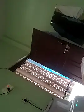 Snapshot of coupleshow21 chatting on 27, 4, 2026 coupleshow21 online show from 27, 4, 2026
